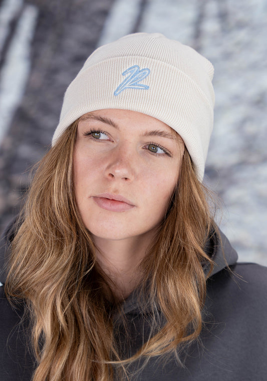 Sustainable Beanie "The R" Sand