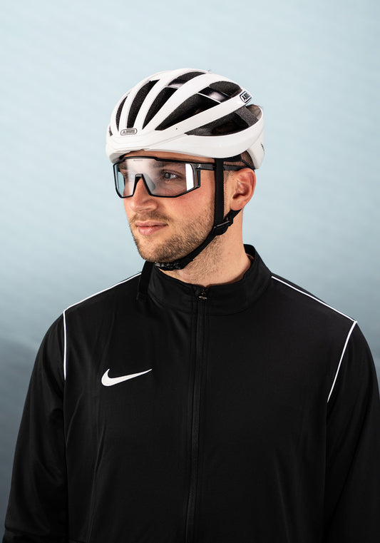 Sportbrille RAIDEN "R8" Photochromic "Black / Clear to Black"