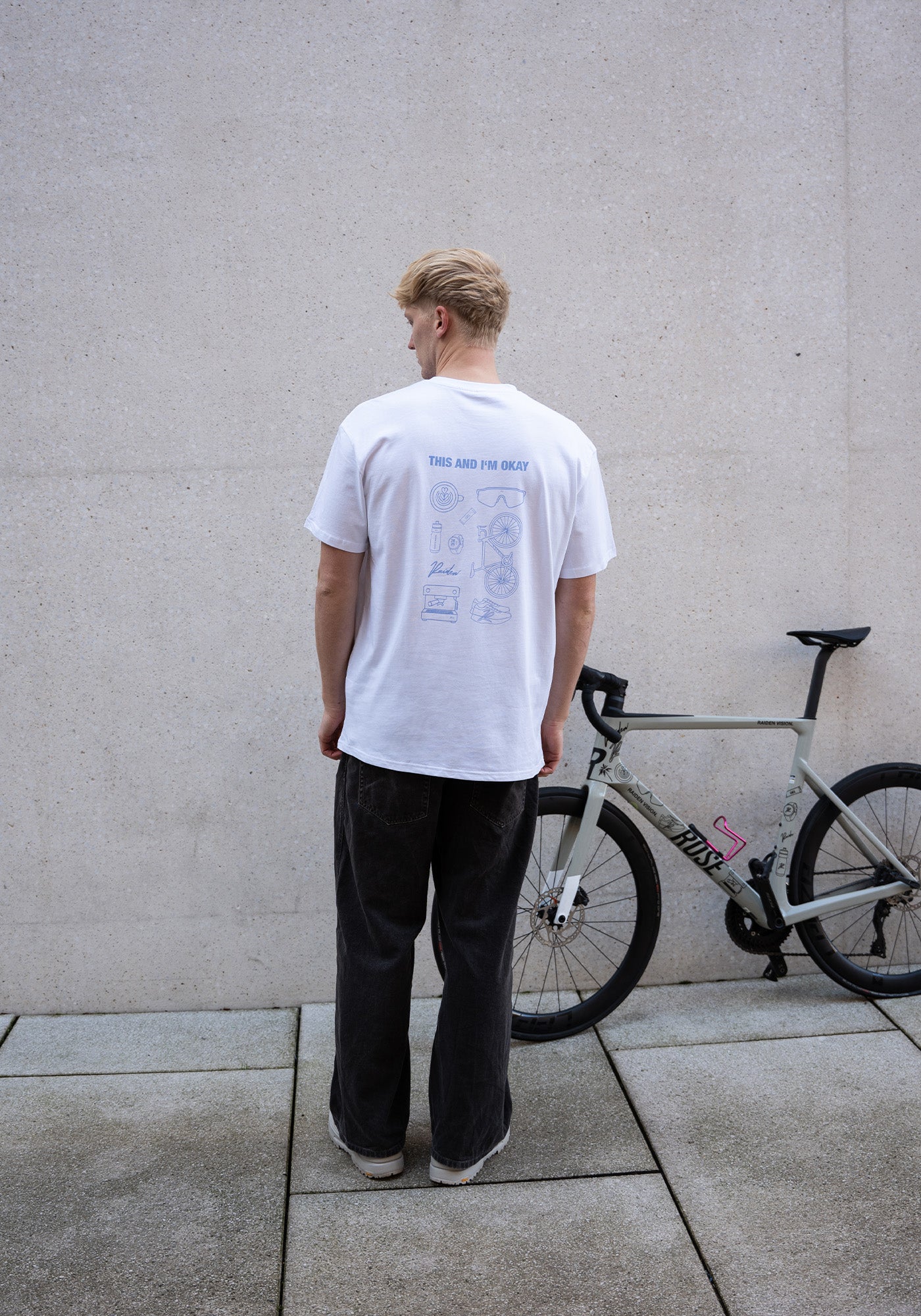 RAIDEN T-Shirt THIS AND I'M OKAY WHITE (OVERSIZED FIT) – Produktbild 8