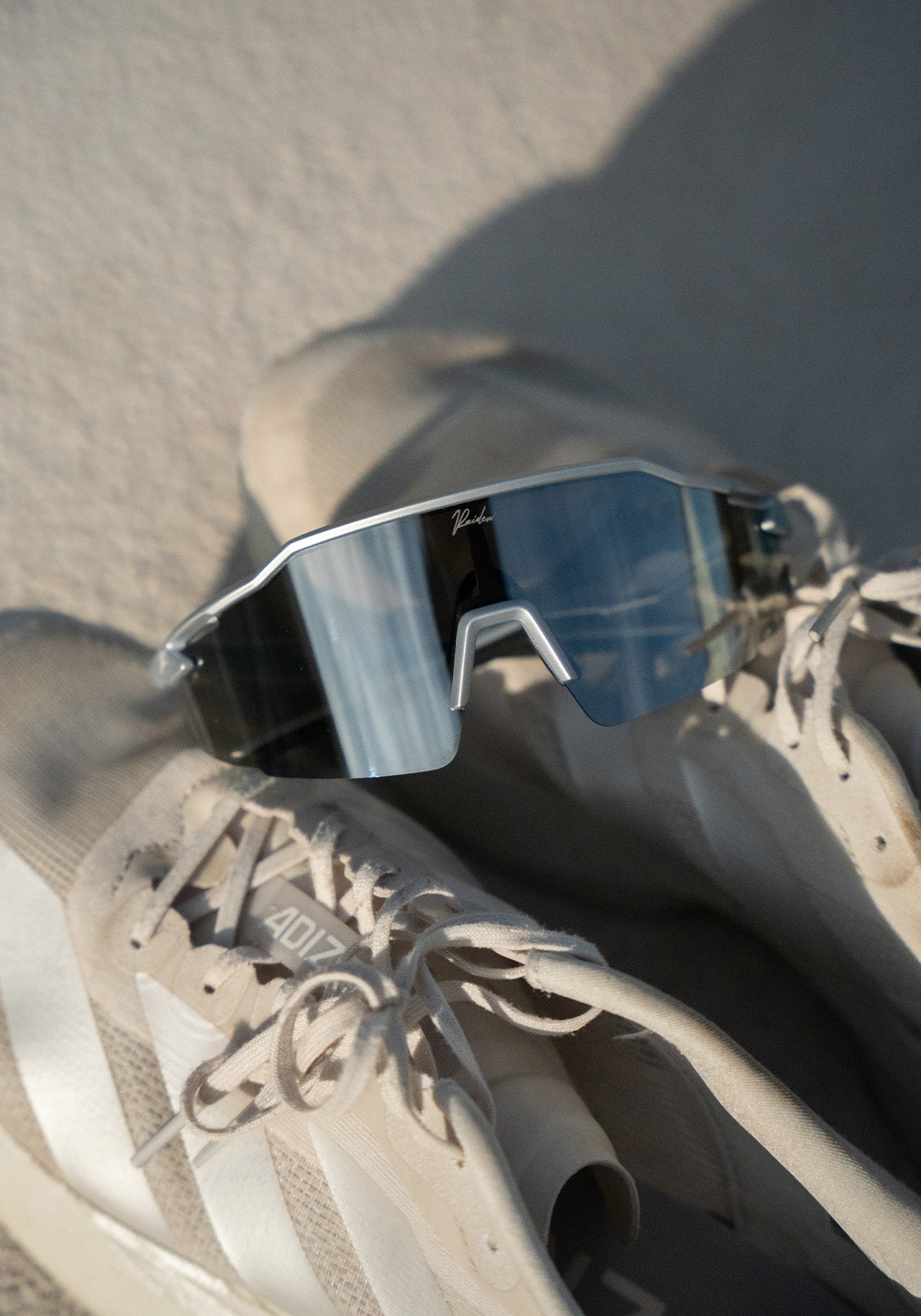 RAIDEN Schnelle Brille Deep Silver – getragen beim Sport